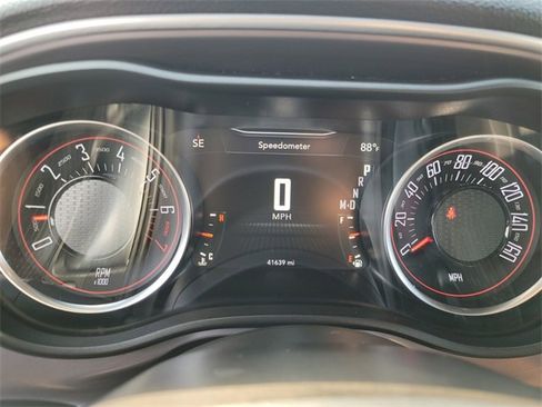 Used 2022 Dodge Challenger GT image 27