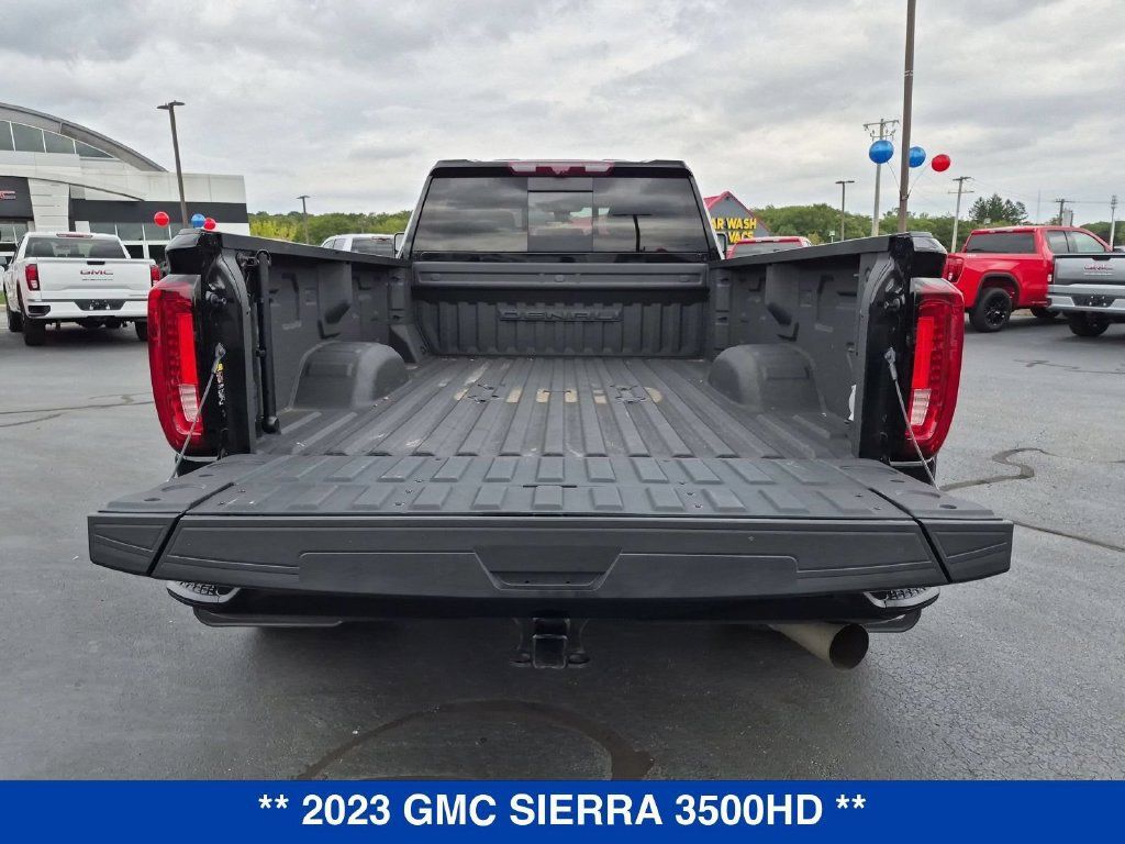 Used 2023 GMC Sierra 3500 Denali w/ Denali Ultimate Package AWD/4WD image 30