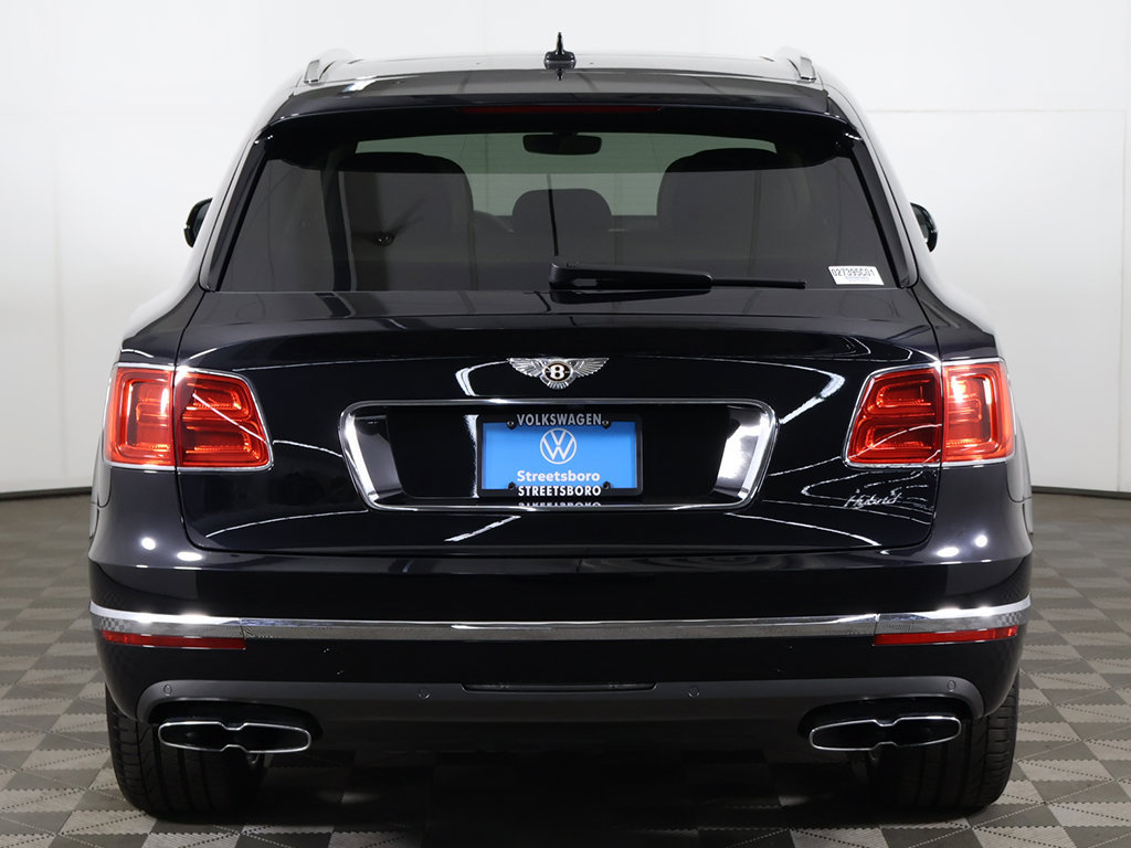 Used 2020 Bentley Bentayga Plug-In Hybrid AWD/4WD image 17