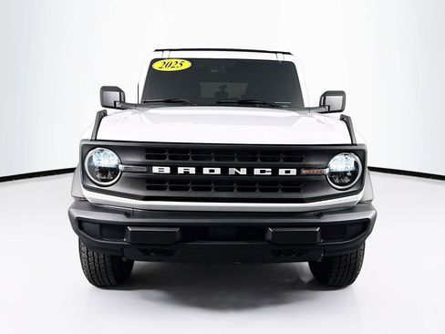 Used 2025 Ford Bronco Big Bend image 2