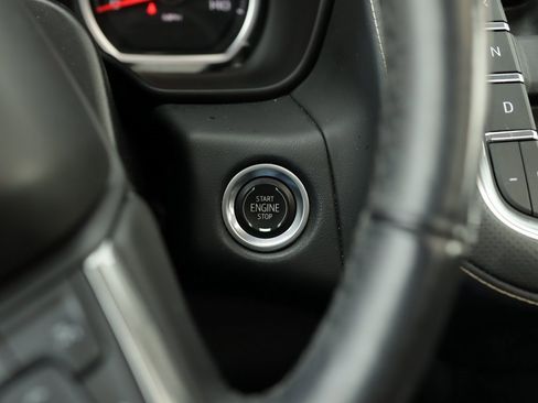 Used 2021 Chevrolet Tahoe Premier w/ Premium Package image 21