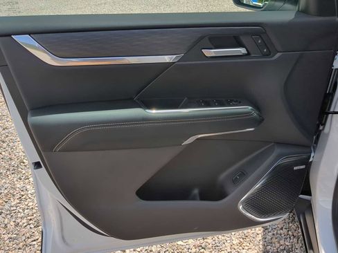 New 2025 GMC Acadia Elevation w/ Black Edition FWD image 11
