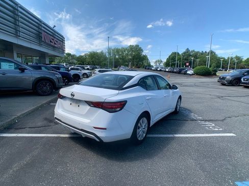 Used 2022 Nissan Sentra S FWD image 3