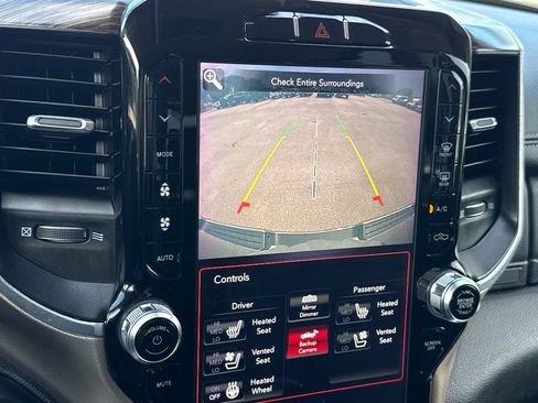 Used 2020 RAM 1500 Laramie RWD image 18