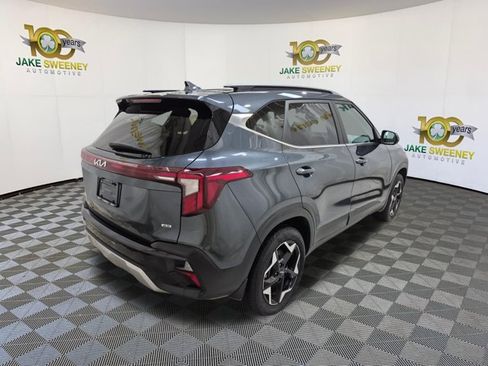 Used 2025 Kia Seltos EX w/ EX Sunroof Package AWD/4WD image 10