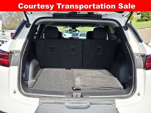 Used 2025 Chevrolet Blazer LT AWD/4WD image 13