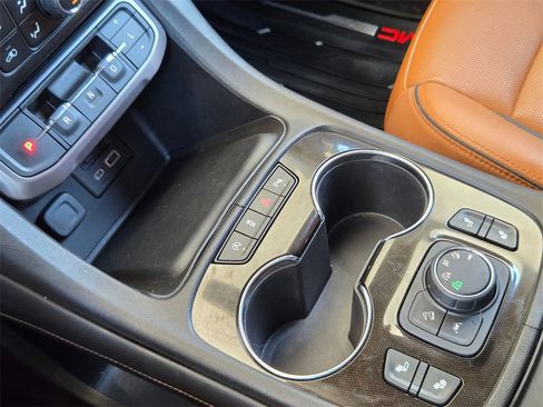 Used 2020 GMC Acadia AT4 w/ LPO, 'HIT The Road' Package image 19