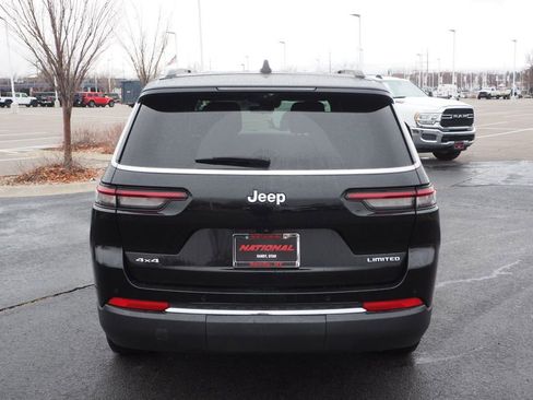 Used 2024 Jeep Grand Cherokee L Limited w/ Luxury Tech Group II image 6