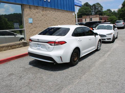 Used 2021 Toyota Corolla LE FWD image 4