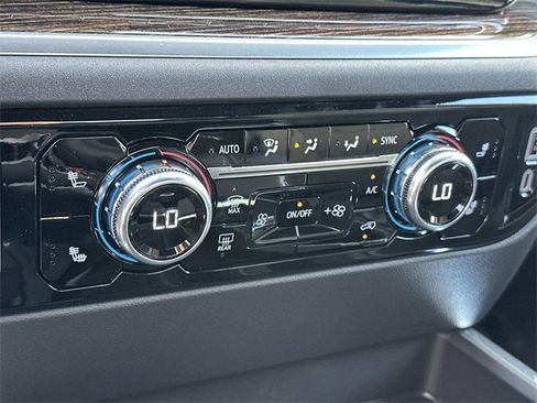 New 2026 GMC Sierra 1500 Elevation w/ LPO, Elevation Black Package image 12