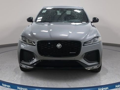 Used 2024 Jaguar F-PACE R-Dynamic S image 3