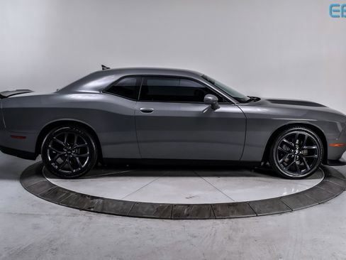 Used 2019 Dodge Challenger GT w/ Plus Package image 7