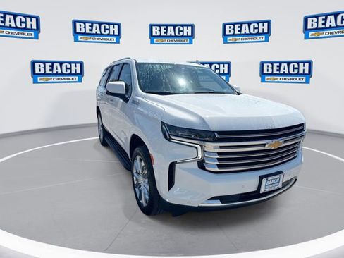 Used 2023 Chevrolet Tahoe High Country w/ Advanced Technology Package AWD/4WD image 2