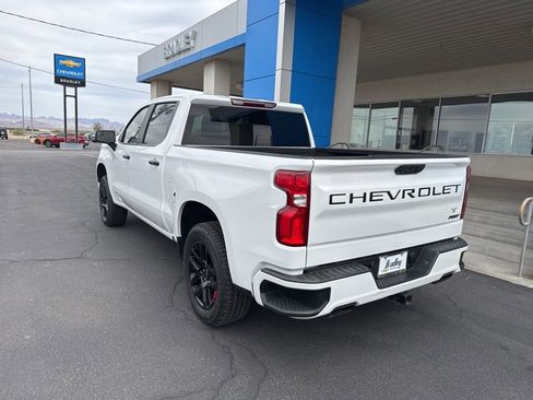 Used 2022 Chevrolet Silverado 1500 RST w/ Redline Edition AWD/4WD image 8