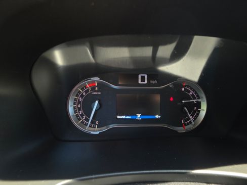 Used 2018 Honda Ridgeline Sport image 10