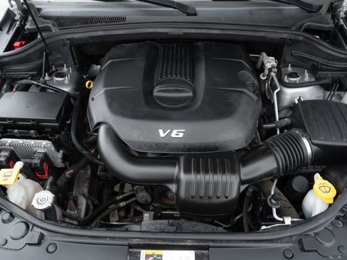 Used 2014 Jeep Grand Cherokee Altitude image 32