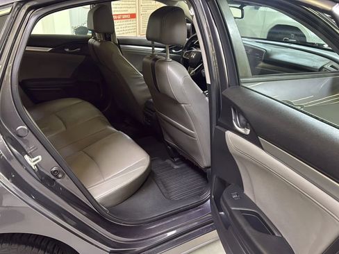 Used 2017 Honda Civic Touring image 18