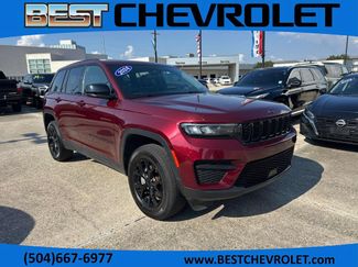 Used 2024 Jeep Grand Cherokee Altitude RWD video 1