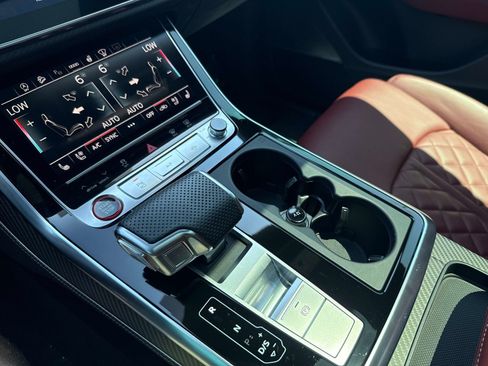 Certified 2026 Audi SQ8 Prestige AWD/4WD image 25