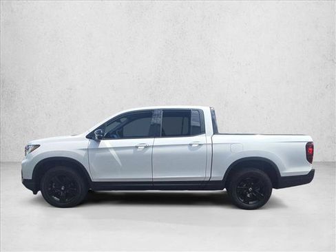 Used 2025 Honda Ridgeline Black Edition image 8