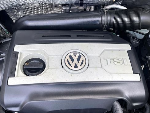 Used 2013 Volkswagen Tiguan SEL FWD image 30