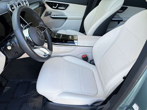 Certified 2026 Mercedes-Benz GLC 300 image 5