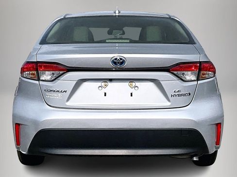 Used 2024 Toyota Corolla LE image 6