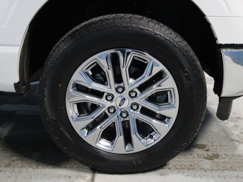 New 2026 Ford F150 Lariat w/ Equipment Group 502A High image 30