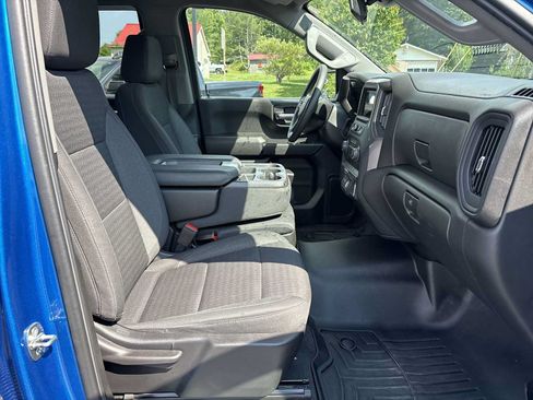 Used 2022 Chevrolet Silverado 1500 Custom AWD/4WD image 26