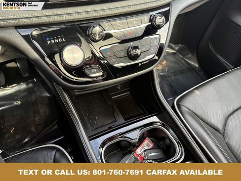 Used 2026 Chrysler Pacifica Limited AWD/4WD image 24