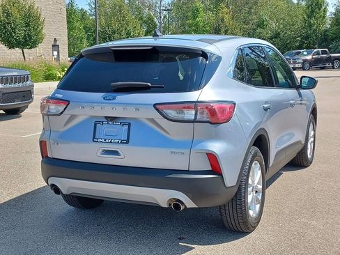 Used 2022 Ford Escape SE w/ Cold Weather Package AWD/4WD image 4