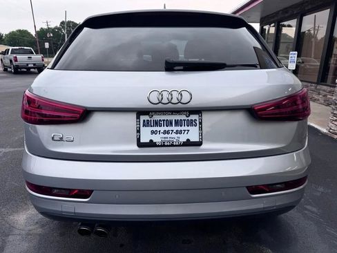 Used 2018 Audi Q3 2.0T Premium w/ Convenience Package FWD image 4