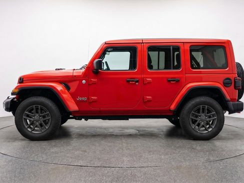 Used 2025 Jeep Wrangler Unlimited Sport AWD/4WD image 5