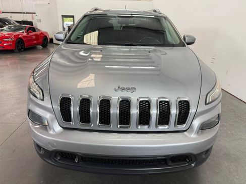 Used 2015 Jeep Cherokee Latitude w/ Comfort/Convenience Group FWD image 5