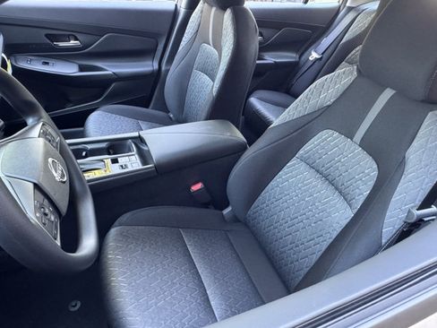 New 2026 Nissan Sentra SV w/ Floor Mat Package FWD image 23