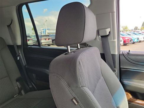 Used 2018 Chevrolet Tahoe LS image 14