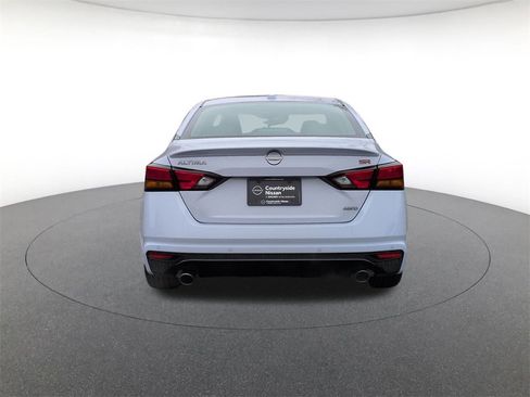 Used 2025 Nissan Altima 2.5 SR w/ SR Premium Package image 6