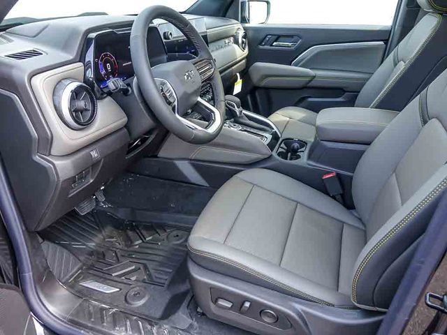 New 2026 Chevrolet Colorado ZR2 w/ Technology Package AWD/4WD image 13