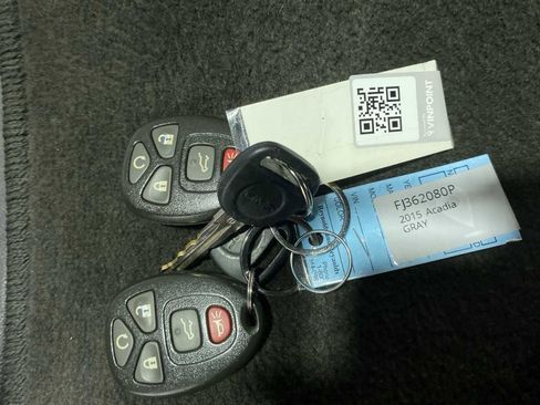 Used 2015 GMC Acadia Denali image 19