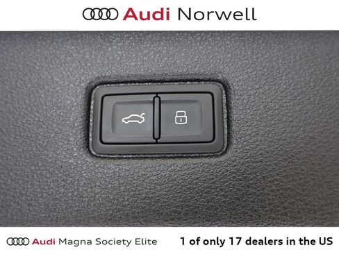 Used 2022 Audi Q7 3.0T Premium Plus w/ Premium Plus Package AWD/4WD image 18