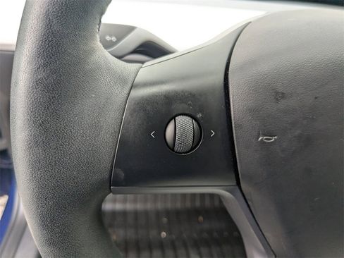 Used 2023 Tesla Model 3 Performance image 15