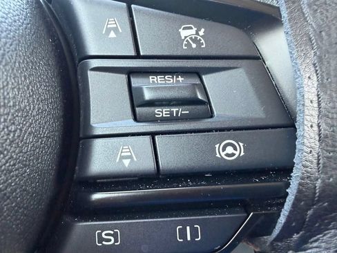 Used 2025 Subaru Crosstrek 2.0i AWD/4WD image 21