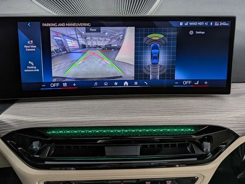 Used 2025 BMW 430i xDrive Coupe w/ Convenience Package image 33