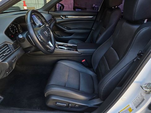 Used 2020 Honda Accord Sport image 18
