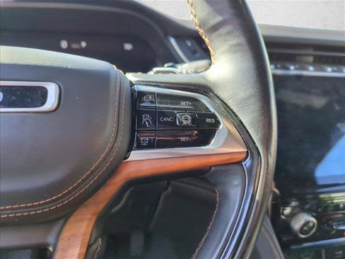 Used 2021 Jeep Grand Cherokee L Summit image 14