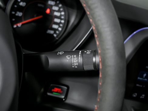 Used 2019 Chevrolet Camaro ZL1 image 31