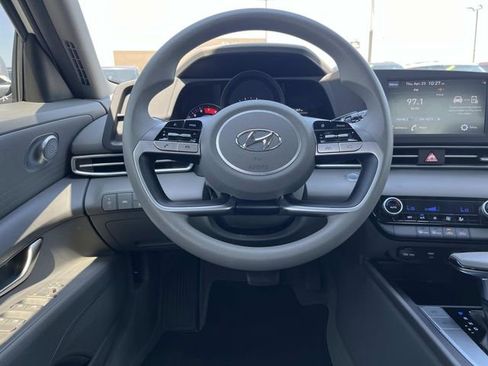 Certified 2021 Hyundai Elantra SEL w/ Cargo Package FWD image 13