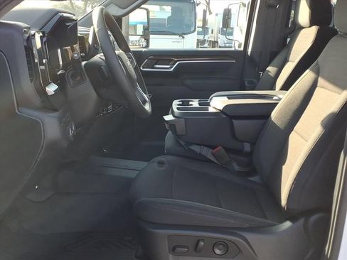 New 2026 Chevrolet Silverado 3500 LT w/ All Star Edition AWD/4WD image 16