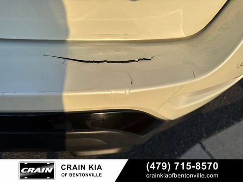 Used 2020 Nissan Pathfinder SL FWD image 16