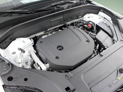 New 2026 Volvo XC90 B6 Ultra w/ Protection Package Premier image 25